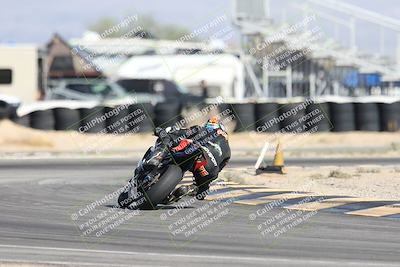 media/Nov-16-2025-Race Pace (Sun) [[8c5fa54630]]/Non Verified Riders (1st 20 Minutes)/4-Turn 16 (1116am)/